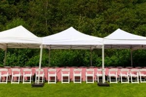 השכרת שמשיות לאירועים יותר זול מקנייה 